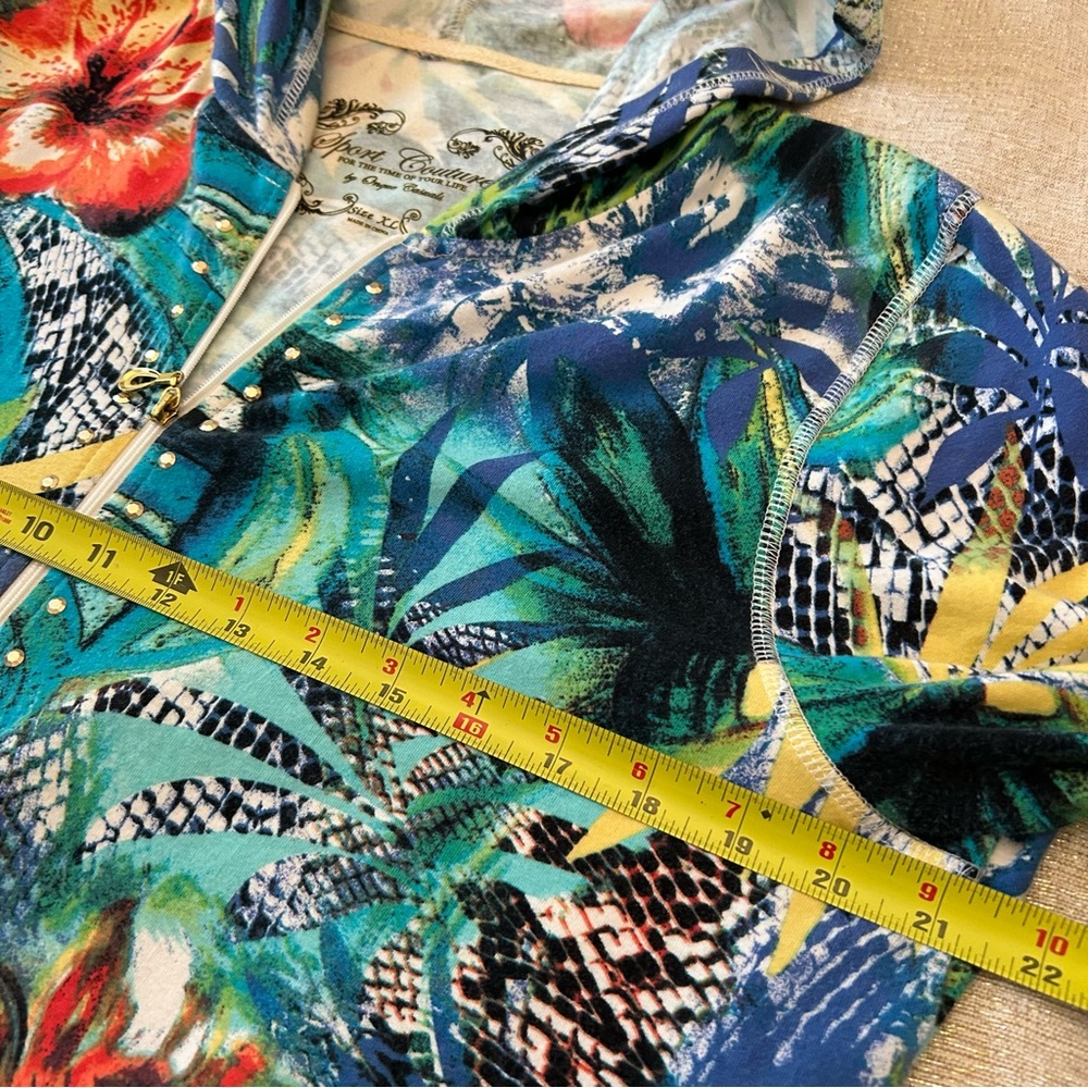 Onque Graphic Zip up Hoodie Fun Colorful Long Sleeve with metal accents Size XL - Picture 11 of 12
